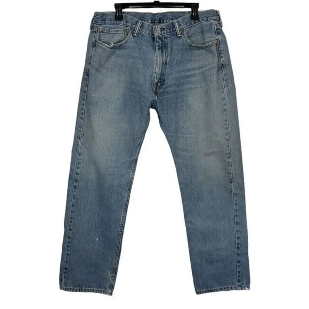 Levis 505 Regular Straight Men's 38x32 Light Wash Denim Blue‎ Jeans Zip *read